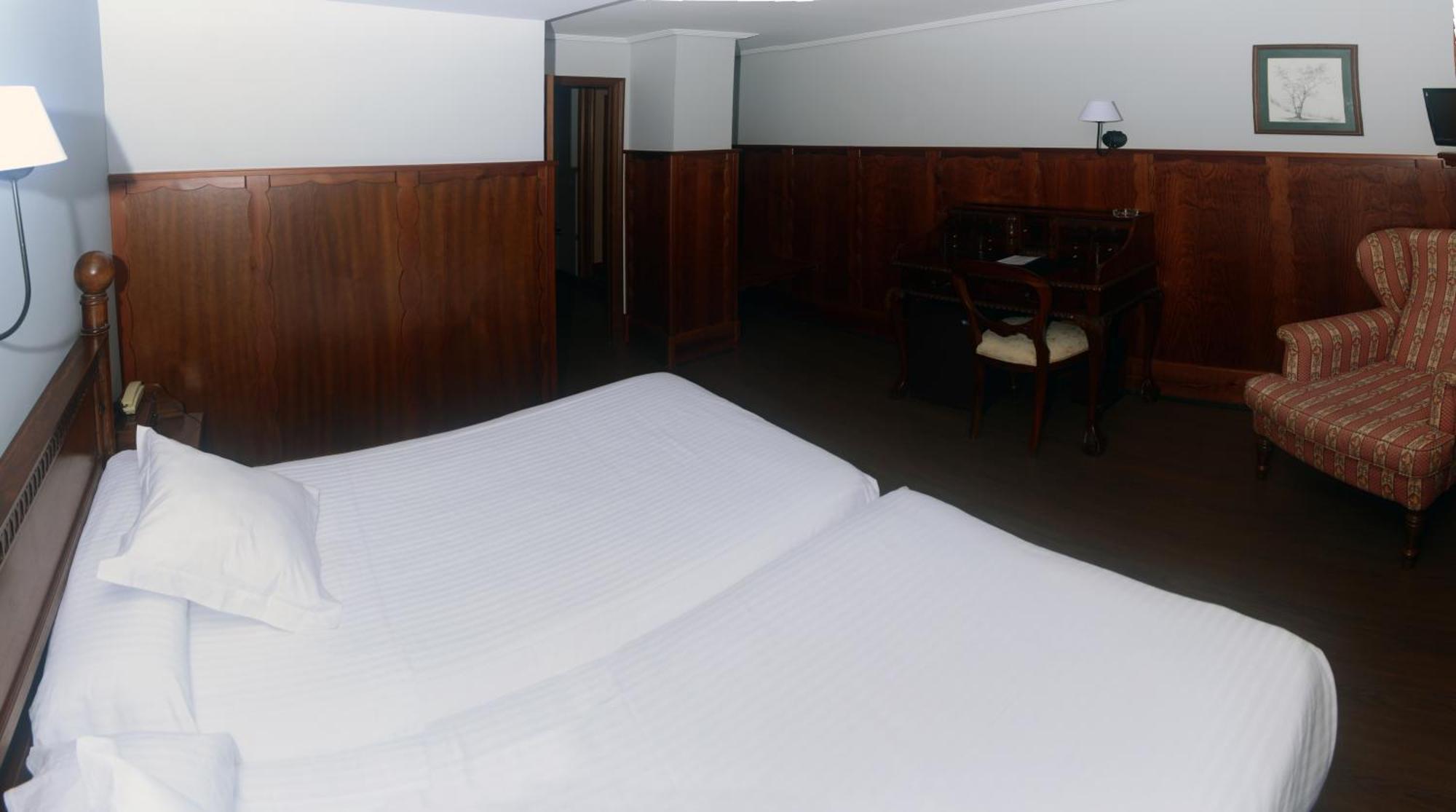 Hotel Comillas Εξωτερικό φωτογραφία