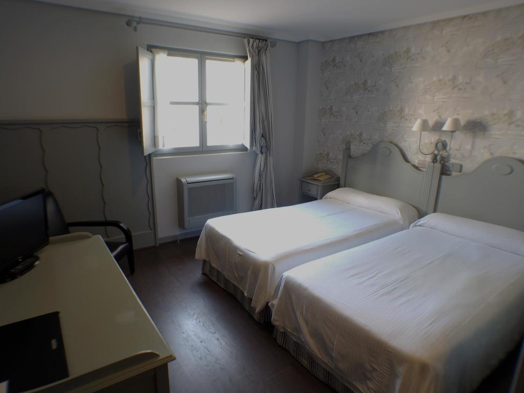 Hotel Comillas Εξωτερικό φωτογραφία